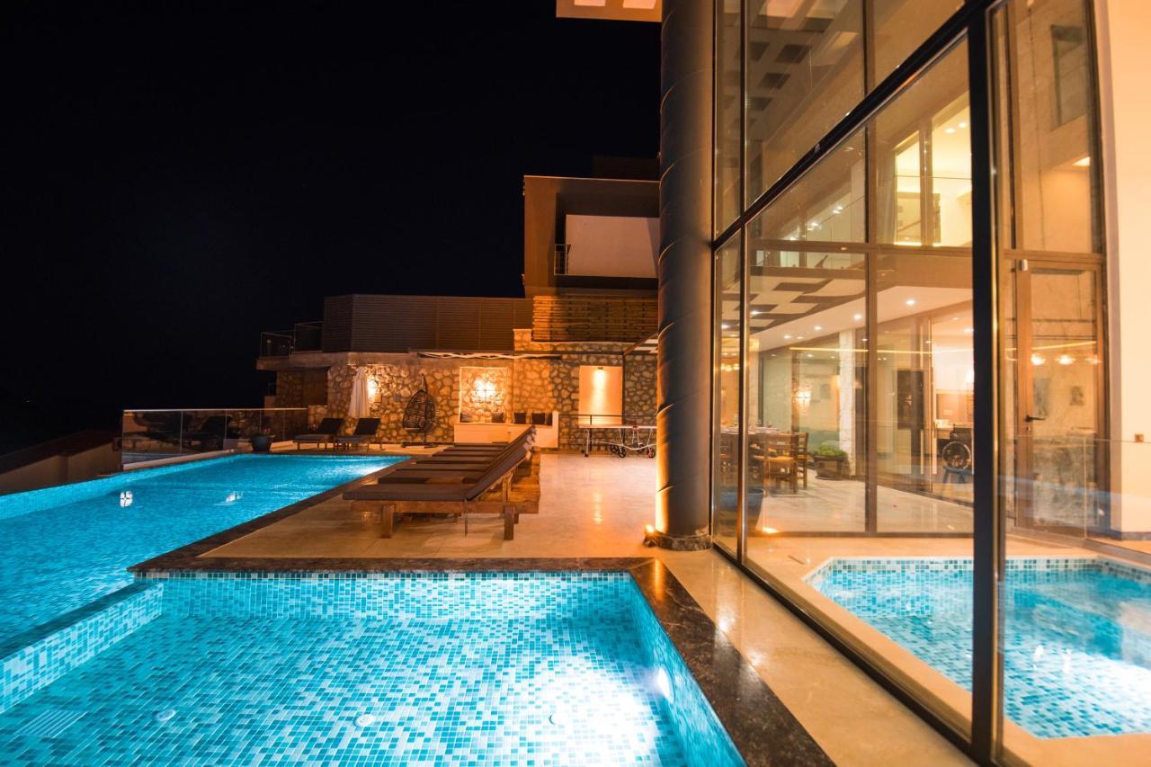 Villa Unlimited 2 Luxury 6 Bedroom Villa คาช ภายนอก รูปภาพ