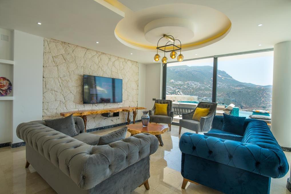 Villa Unlimited 2 Luxury 6 Bedroom Villa คาช ภายนอก รูปภาพ
