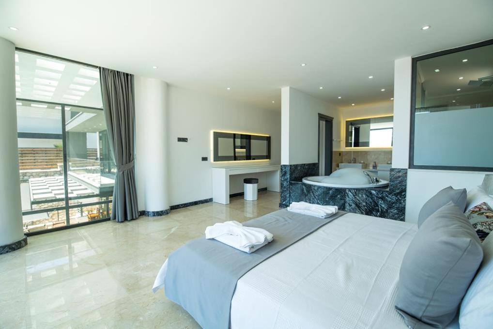 Villa Unlimited 2 Luxury 6 Bedroom Villa คาช ภายนอก รูปภาพ